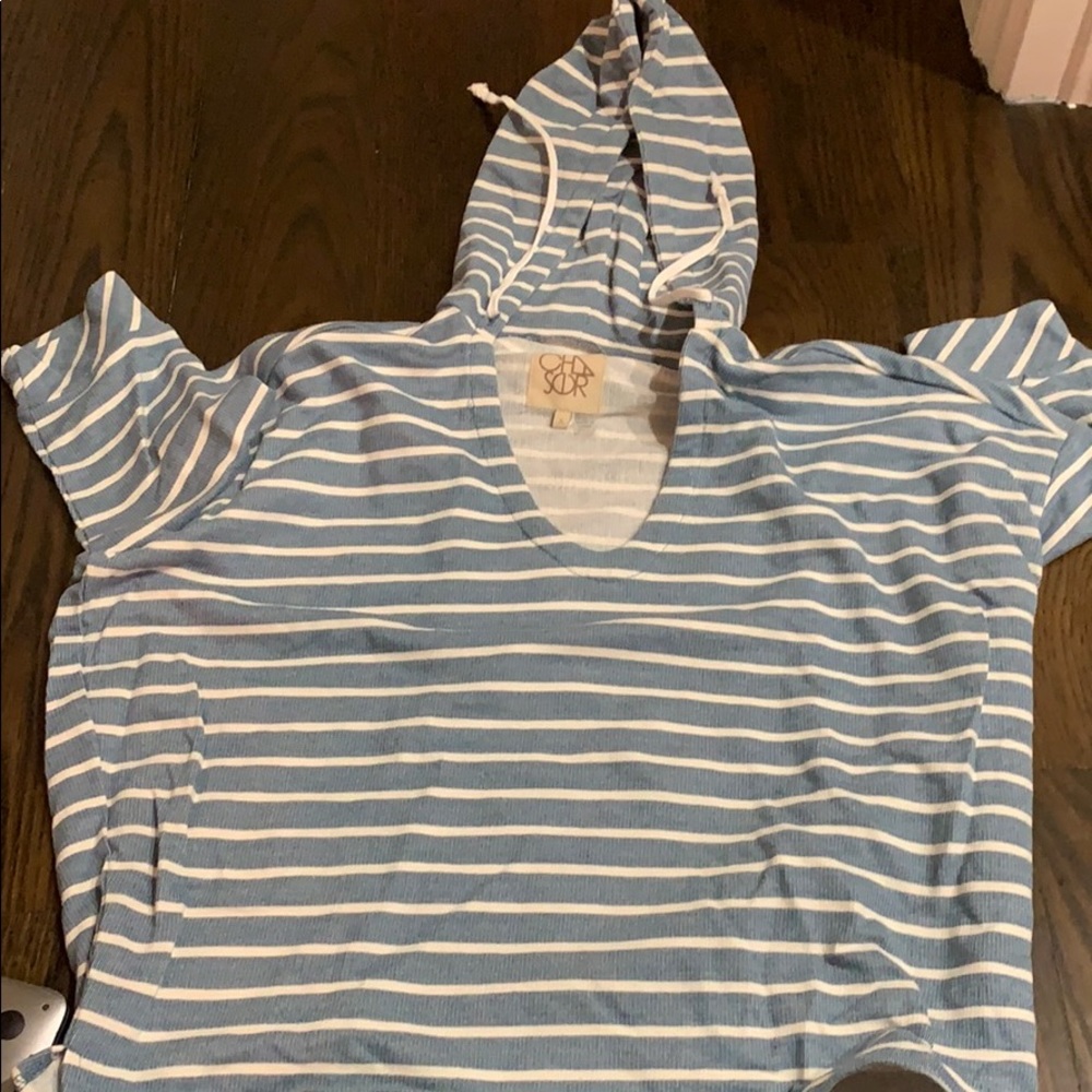 Never worn chaser sweatshirt